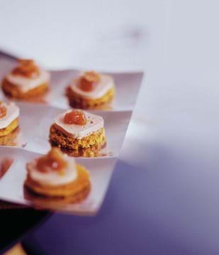 Mini Gingerbread Crostini With Foie Gras And Mango And Ginger Chutney 1